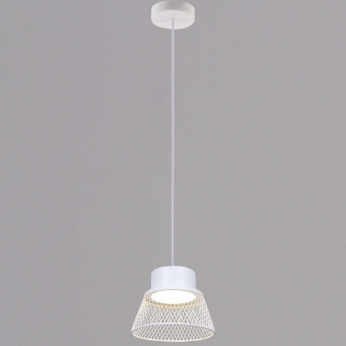 Люстра Reluce 01109-0.9-01 WT Люстра Reluce 01109-0.9-01 WT