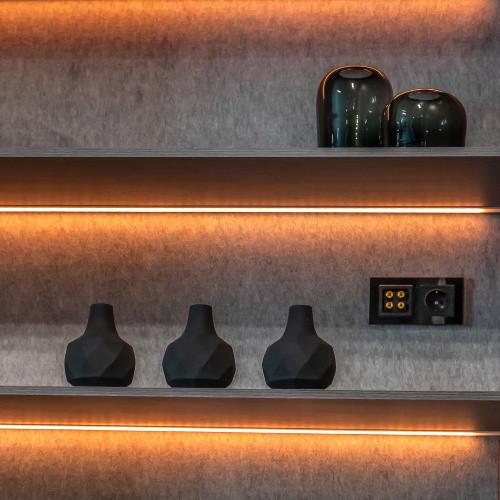 Розетка с заземлением и шторками (черный матовый) W1171108 фото 8