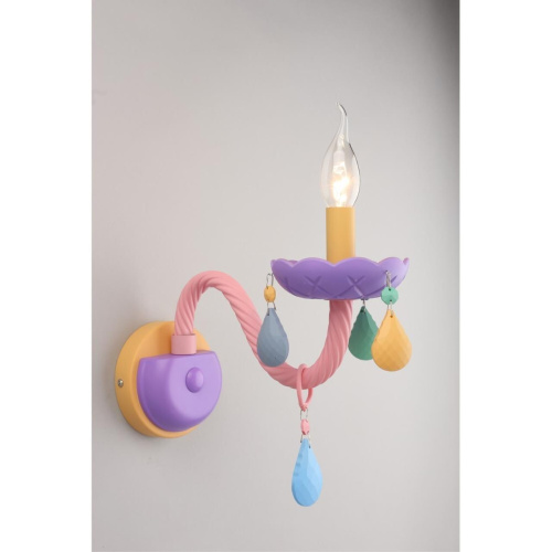 Светильник настенный (Бра) OML-65801-01 фото 5 Светильник настенный (Бра) OML-65801-01 фото 5