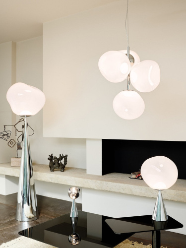 Настольная лампа Melt Cone Fat opal/silver фото 3 Настольная лампа Melt Cone Fat opal/silver фото 3