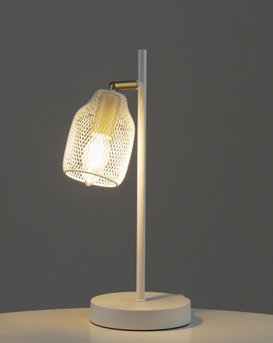 Лампа настольная Moderli V11835-1T Adalina фото 2 Лампа настольная Moderli V11835-1T Adalina фото 2