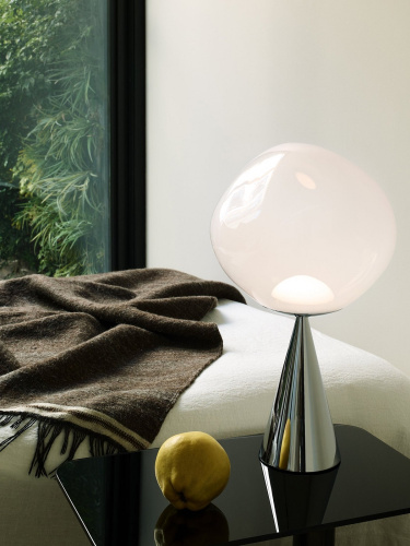 Настольная лампа Melt Cone Fat opal/silver фото 2 Настольная лампа Melt Cone Fat opal/silver фото 2