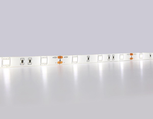 Светодиодная влагозащищенная лента Ambrella Light 7,2W/m 30LED/m 5050SMD дневной белый 5M GS1902 фото 7