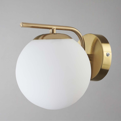 Настенный светильник Escada 1163/1 E27*60W Atique brass фото 6 Настенный светильник Escada 1163/1 E27*60W Atique brass фото 6