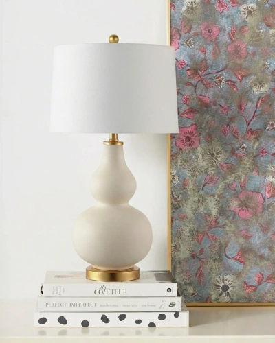 Бежевая настольная лампа "Мерсер"