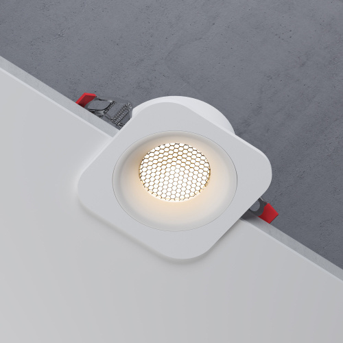 Светильник встраиваемый с антибликовой решеткой Tetro 10W 3000K белый IP44 15276/LED фото 3