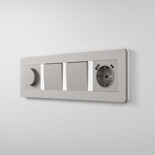 Рамка из поликарбоната на 4 поста Split дымчатый/белый, soft-touch W0043067 фото 9
