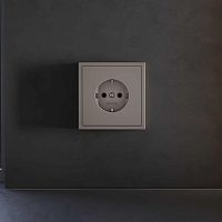 Накладка для розетки с заземлением, S70 (капучино) Voltum VLS000614